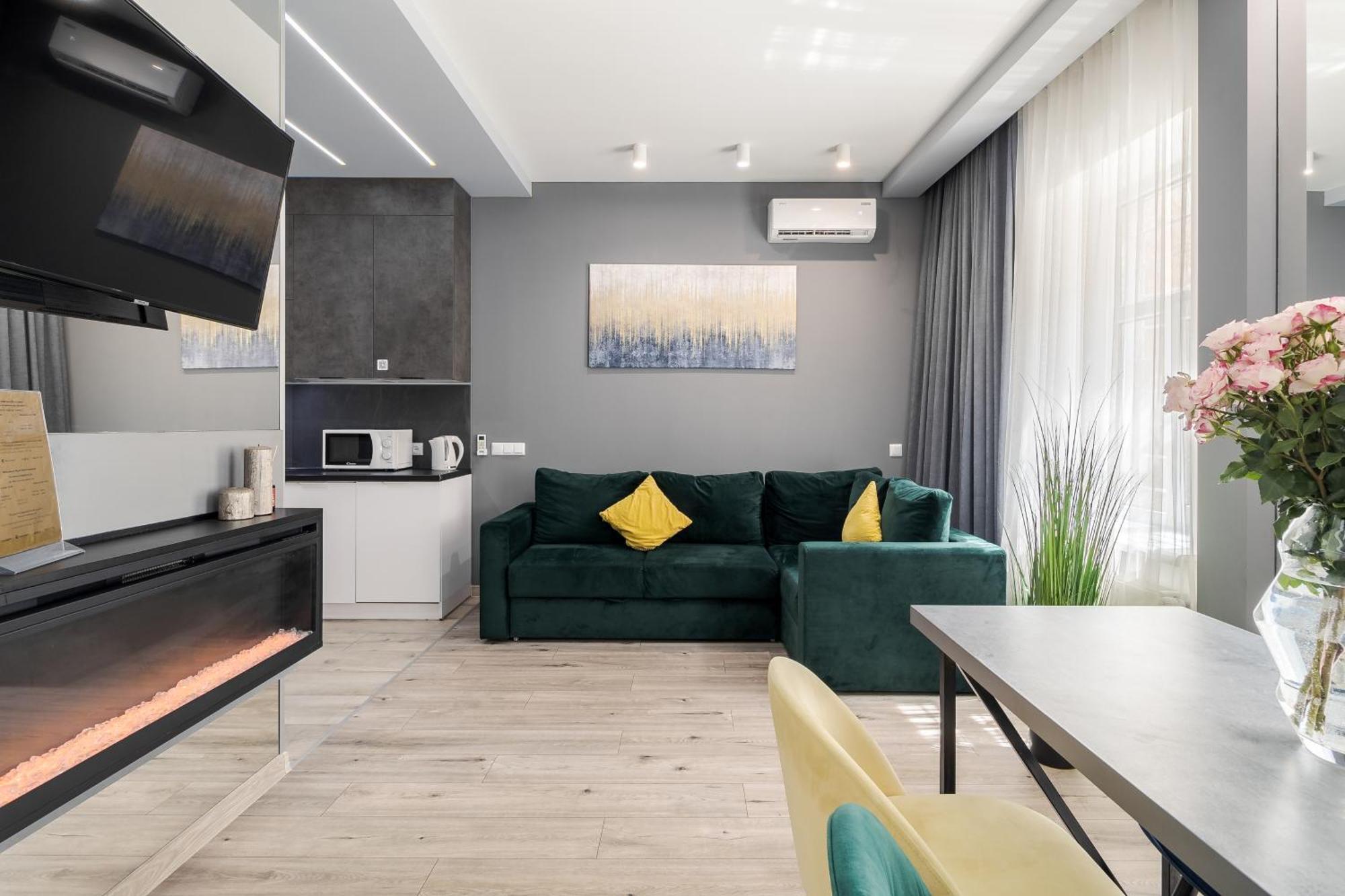 Royal Apartment On Balabana Street ลวีฟ ภายนอก รูปภาพ