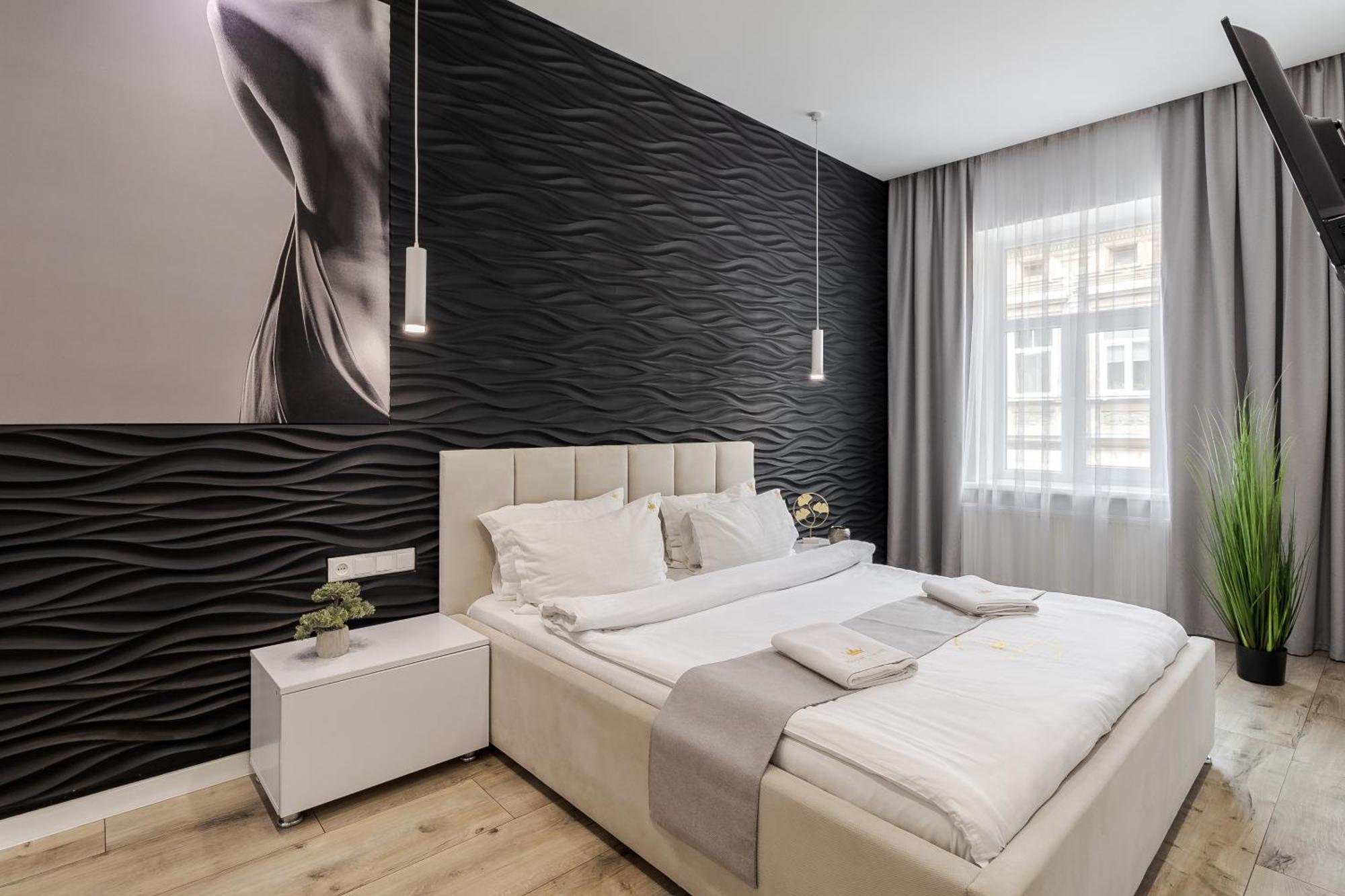 Royal Apartment On Balabana Street ลวีฟ ภายนอก รูปภาพ